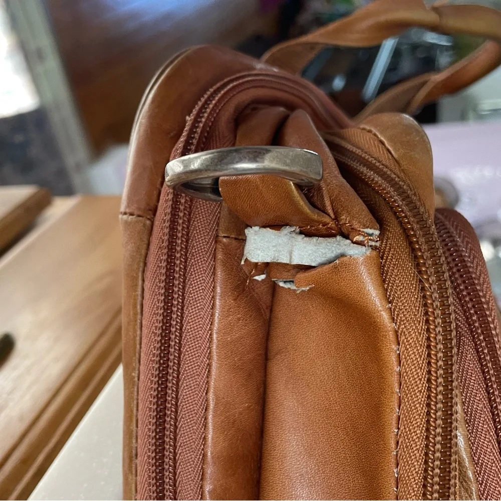 Heritage Briefcase/Laptop Bag leather VTG overnight bag many!! pockets read Desc